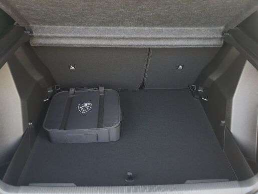 Peugeot 2008 E-2008 NEW ALLURE Electric 136k 50 kWh