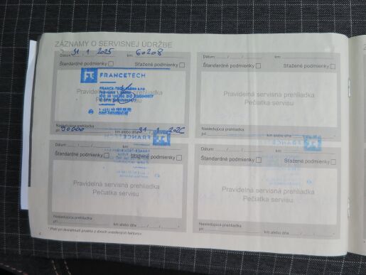 Peugeot Rifter 1.5 BlueHDi GT EAT8 WEBASTO