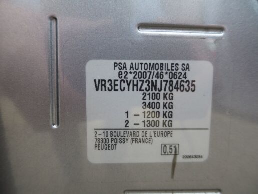 Peugeot Rifter 1.5 BlueHDi GT EAT8 WEBASTO