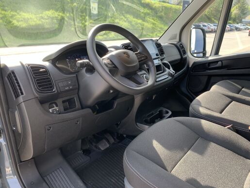 Peugeot Boxer E-Boxer Furgon 435 L3H2 BEV 110 kWh