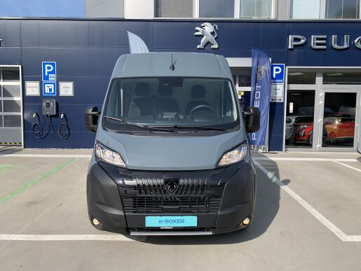 Peugeot Boxer E-Boxer Furgon 435 L3H2 BEV 110 kWh