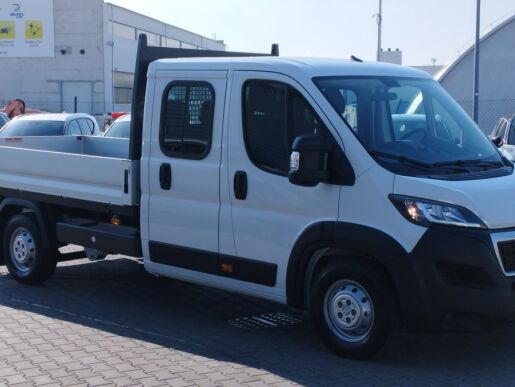 Peugeot Boxer 2.2 BlueHDi Valník DC 435 L4 165k 