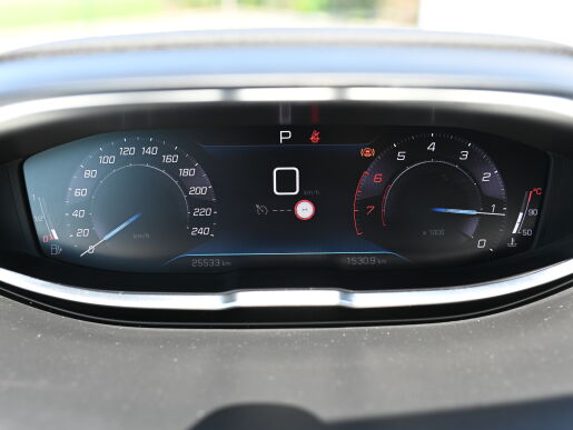 Peugeot 5008 Allure Pack 1,2 Pure Tech EAT8