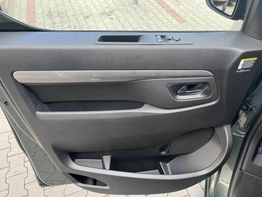 Peugeot Traveller 2.0 BlueHDi 180 EAT8
