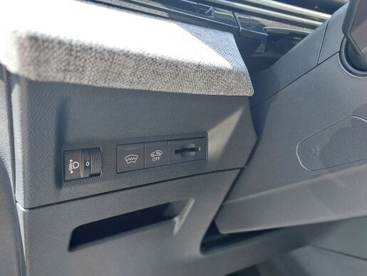 Peugeot 3008  3008 ALLURE 1.2 Hybrid 136k e-DCS6